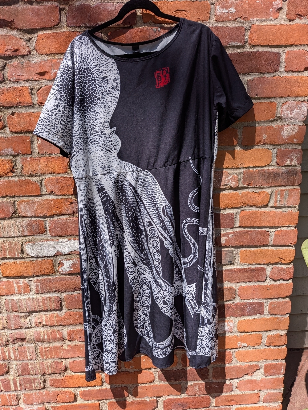 Octopus Graphic Black Dress with White Print Size XXL